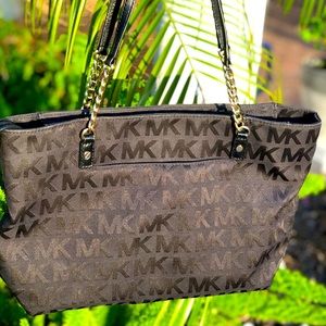 Michael Kors purse